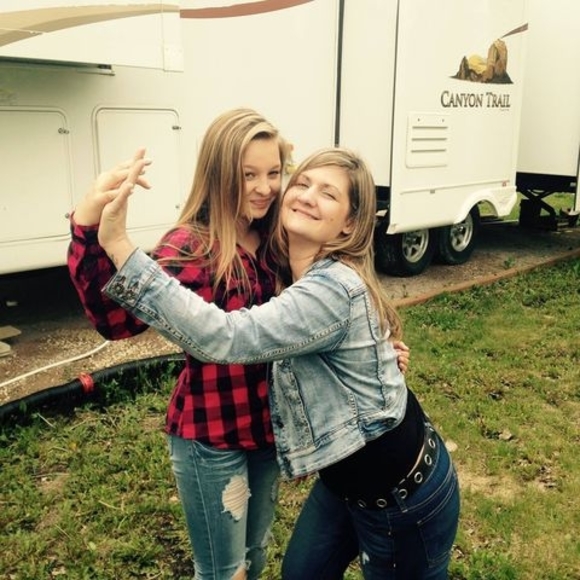 Meet your Posher, Lindsey - Picture 1 of 1